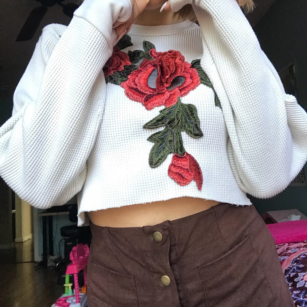 🌹Raw hem thermal cropped sweater🌹